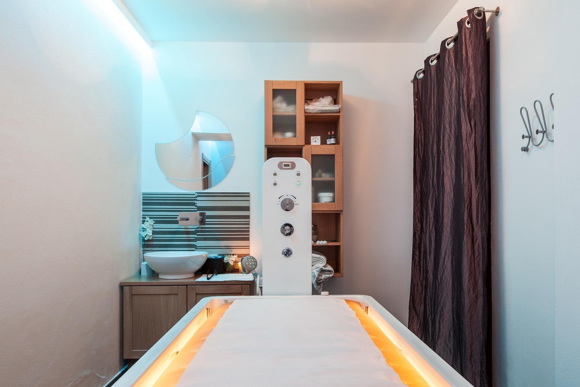 Piccolo Hotel Aurora أبّادييا سان سالفاتور المظهر الخارجي الصورة
