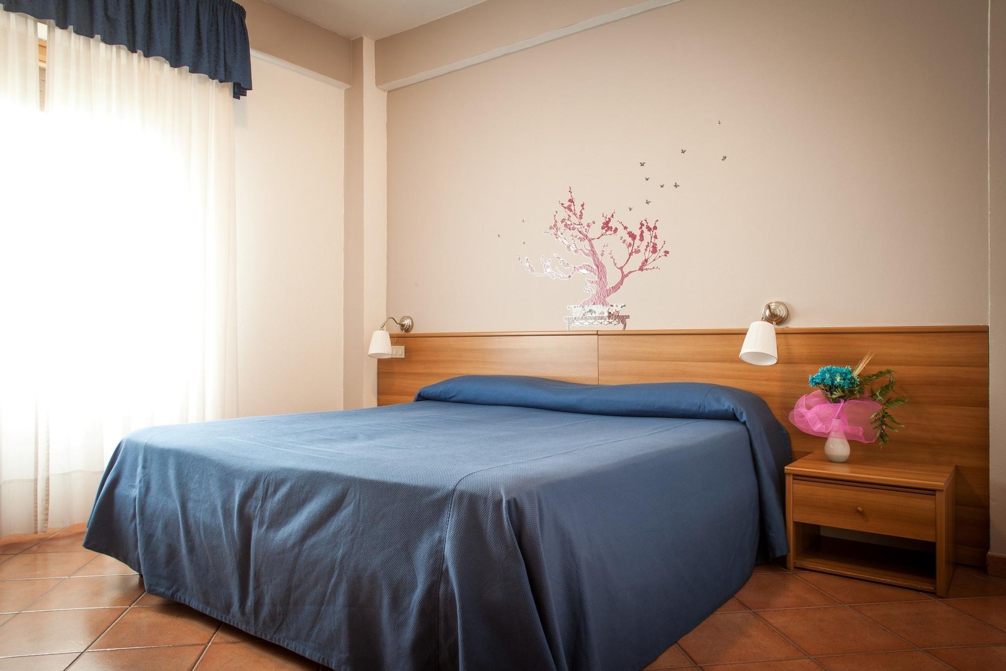 Piccolo Hotel Aurora أبّادييا سان سالفاتور المظهر الخارجي الصورة