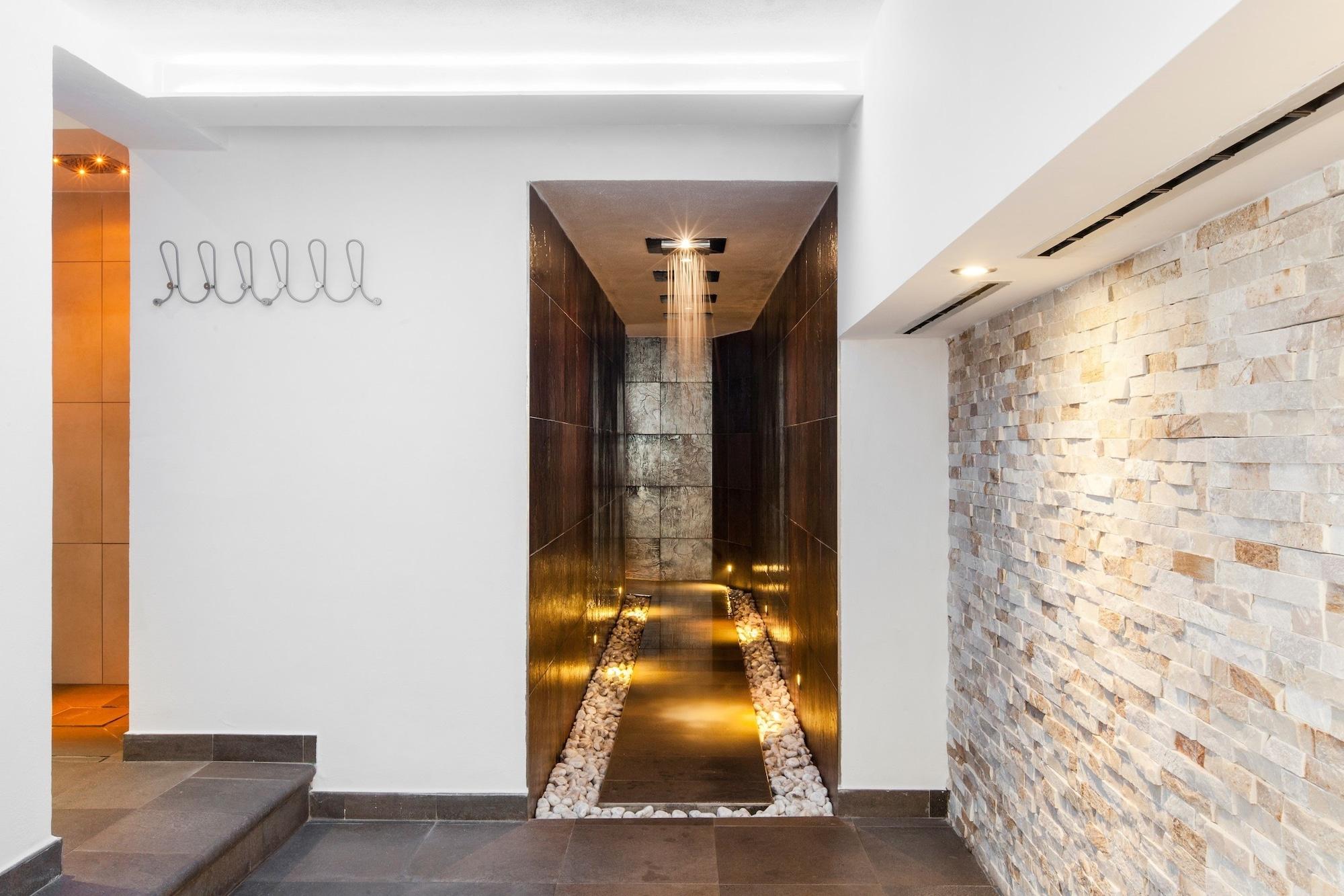 Piccolo Hotel Aurora أبّادييا سان سالفاتور المظهر الخارجي الصورة