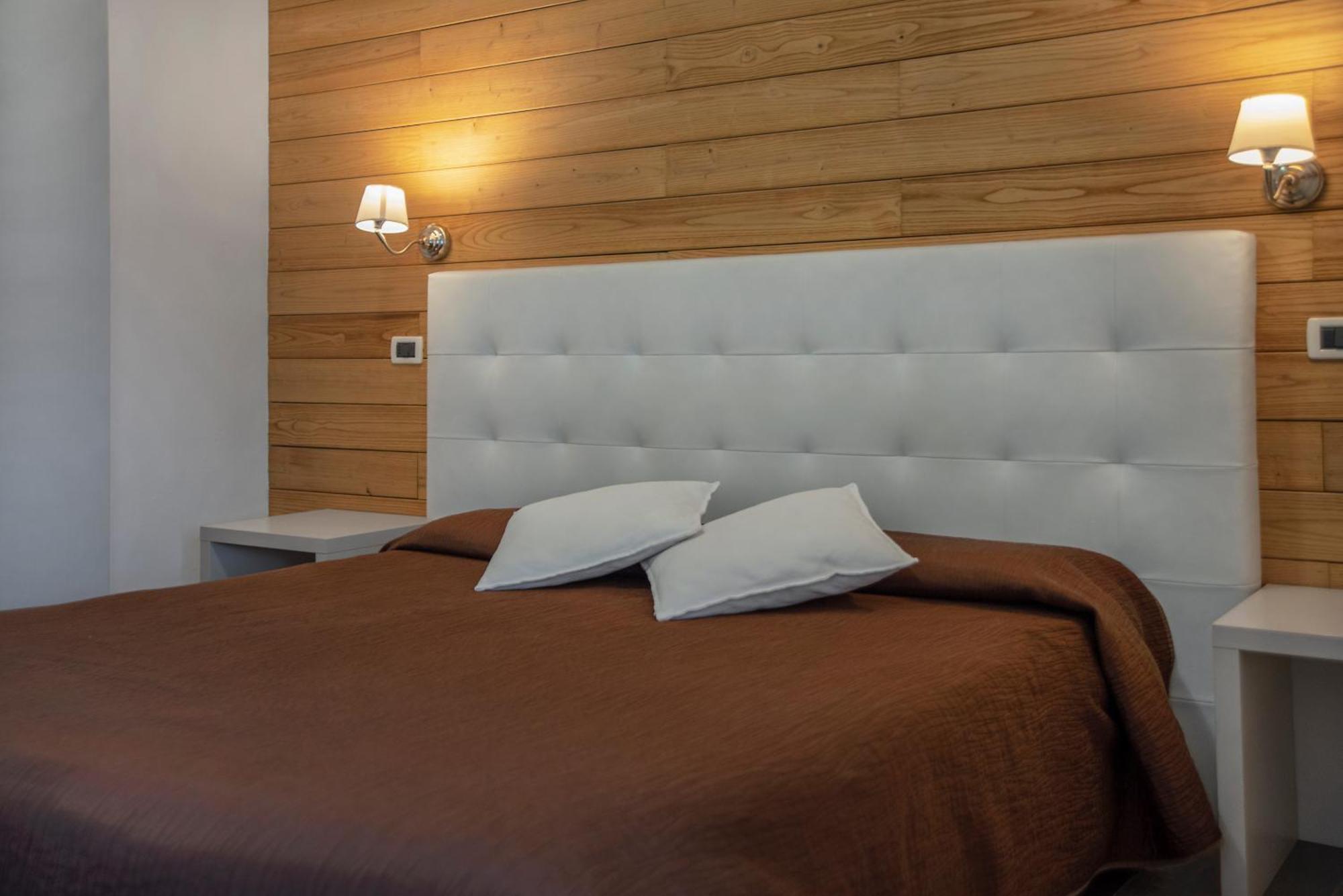 Piccolo Hotel Aurora أبّادييا سان سالفاتور المظهر الخارجي الصورة