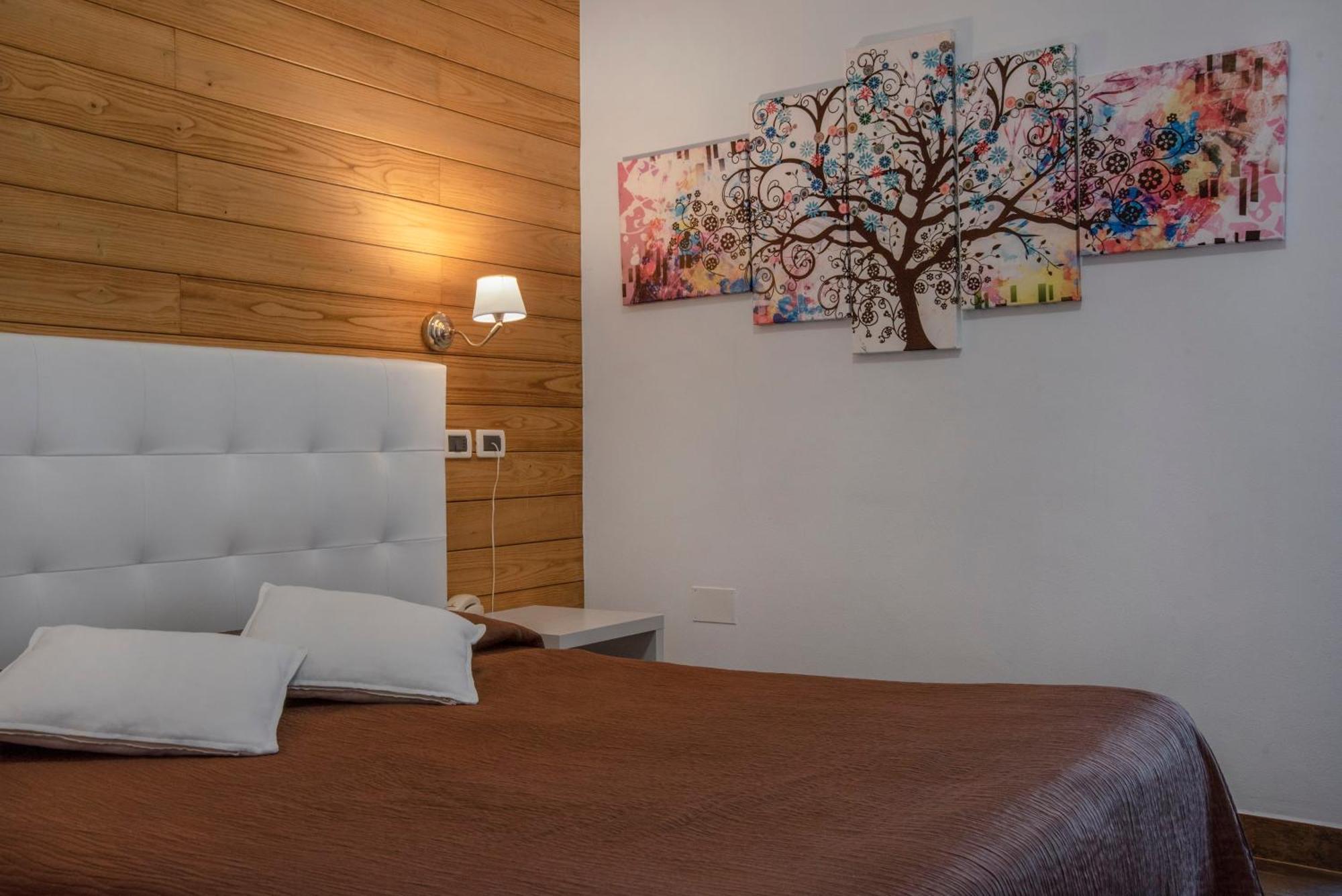 Piccolo Hotel Aurora أبّادييا سان سالفاتور المظهر الخارجي الصورة